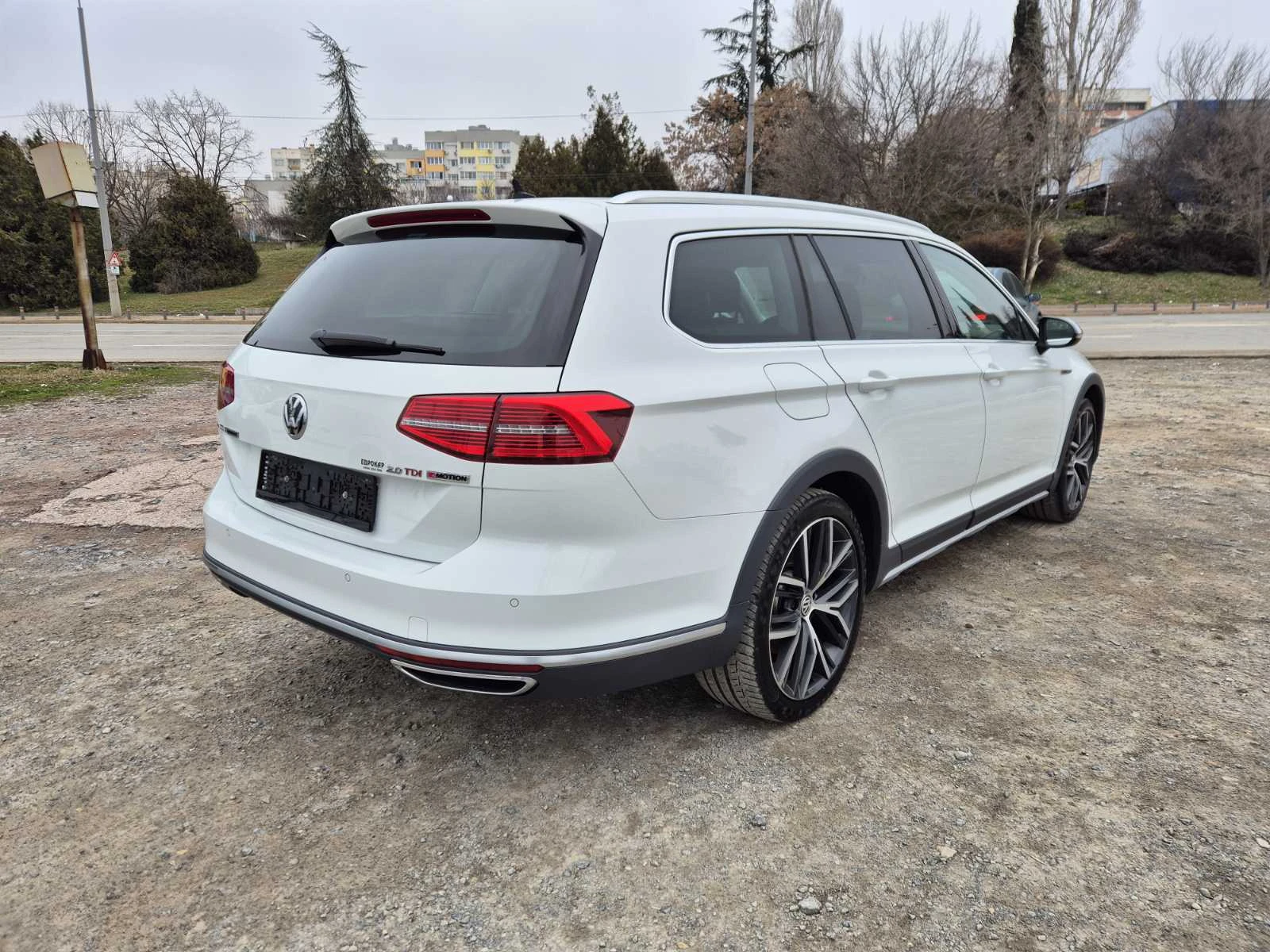 VW Alltrack 2.0TDI 240кс - изображение 5