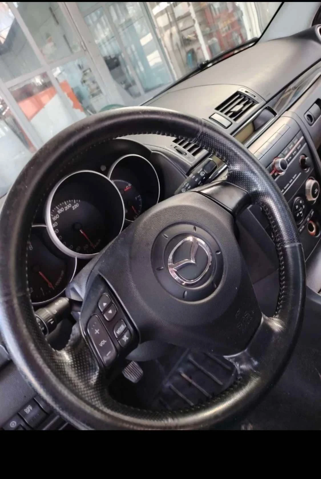 Mazda 3  - изображение 3