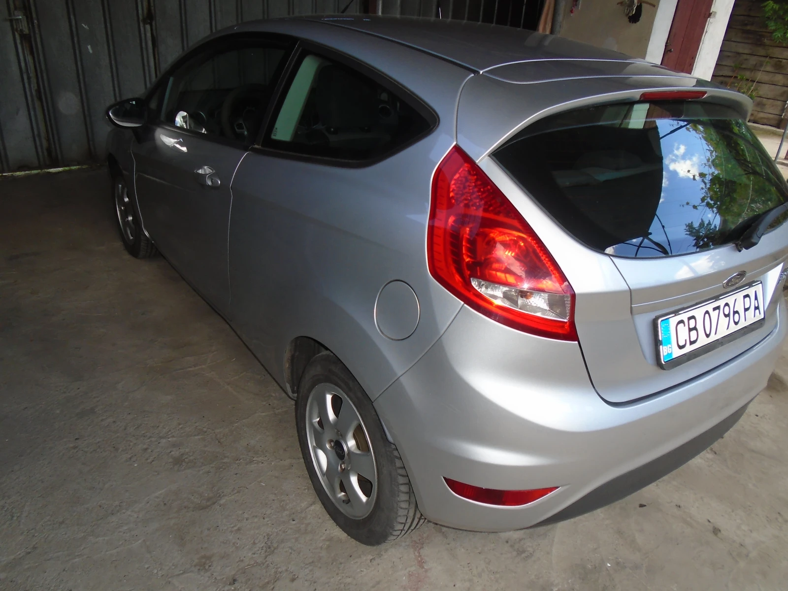 Ford Fiesta 1.4 ГАЗ - изображение 3