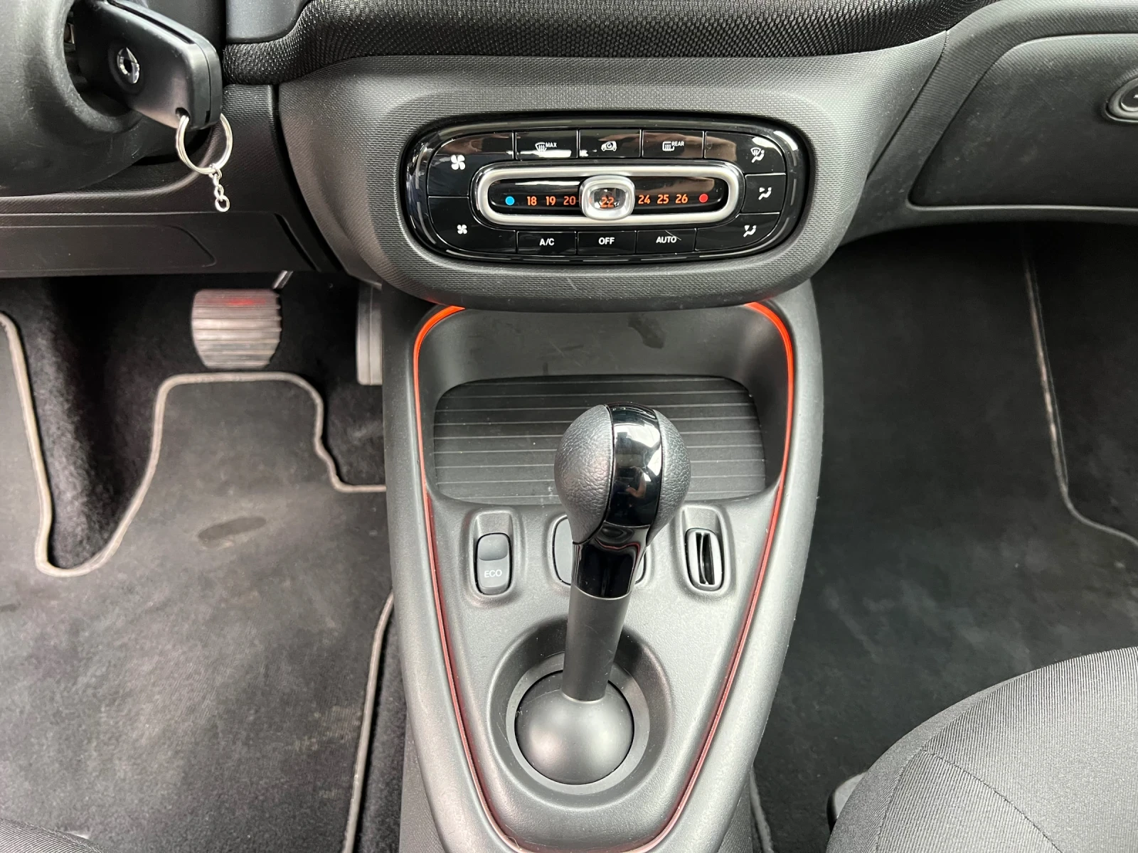 Smart Forfour EQ Led Facelift CarPlay Панорама  | Mobile.bg — изображение 13