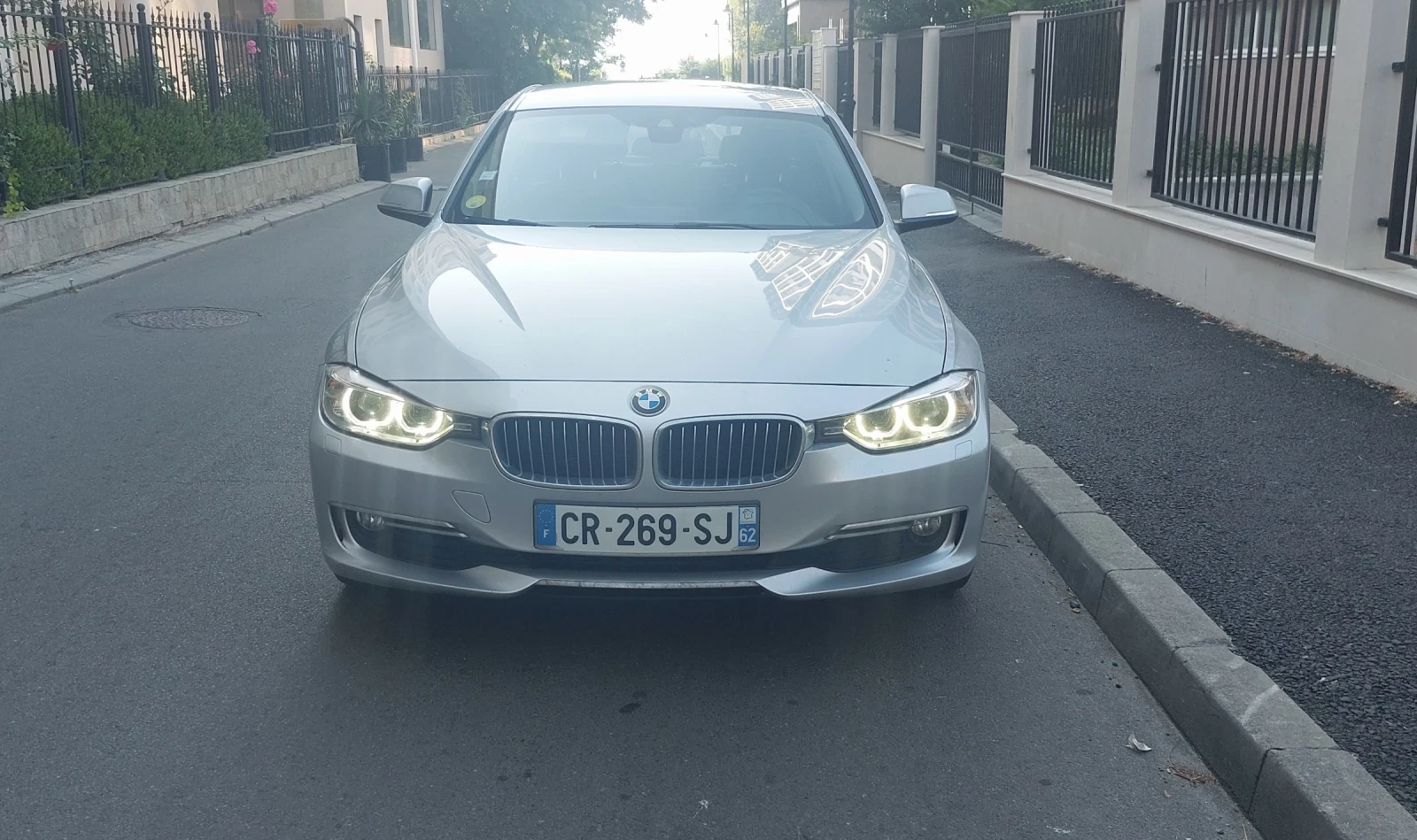 BMW 320 320 D LUXURY - изображение 2