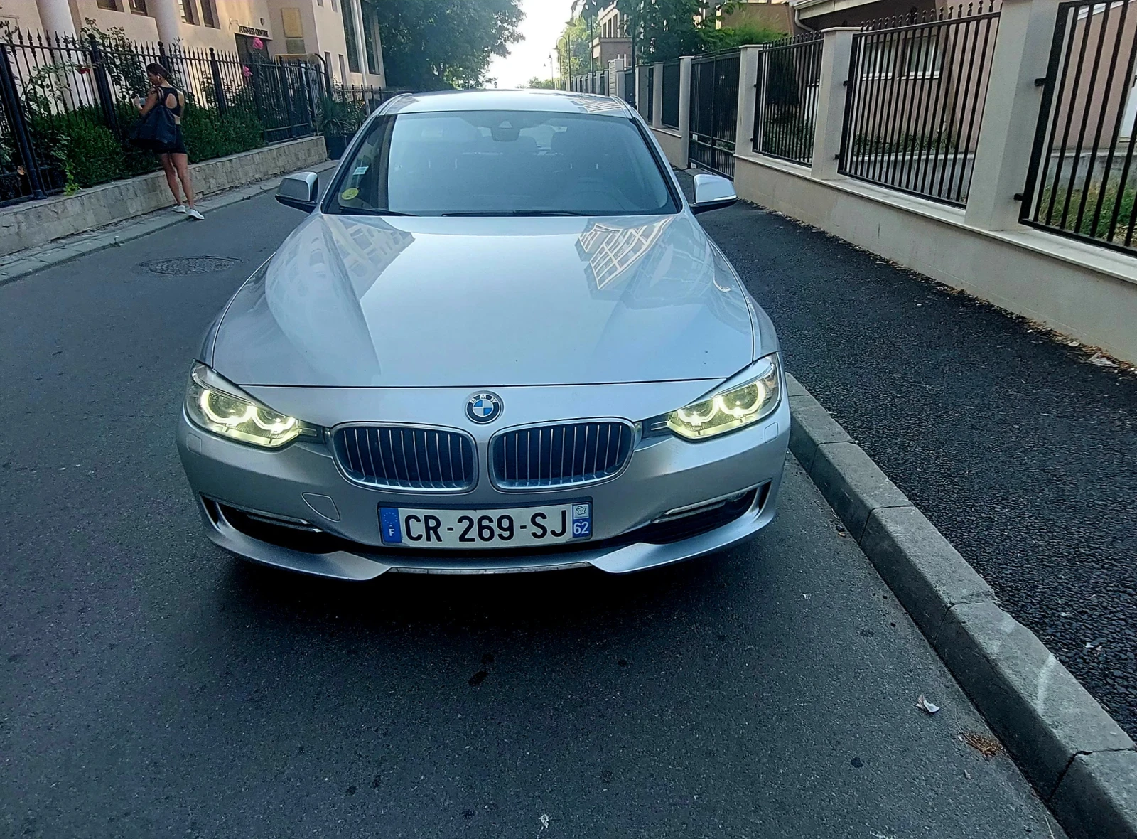 BMW 320 320 D LUXURY - изображение 4