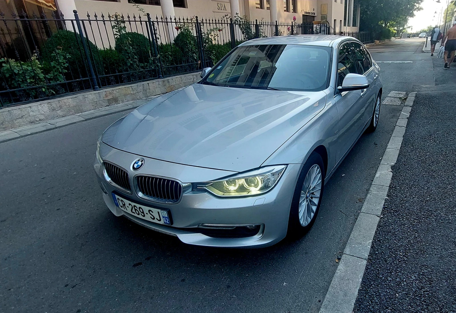 BMW 320 320 D LUXURY - изображение 5