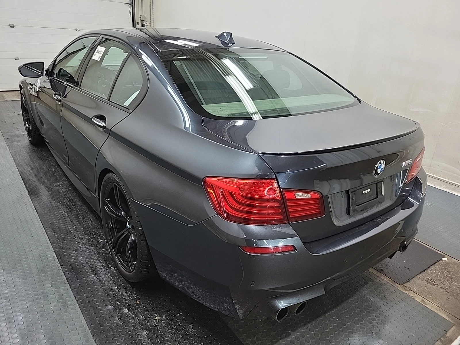 BMW M5 * АвтоКредит*  - изображение 4