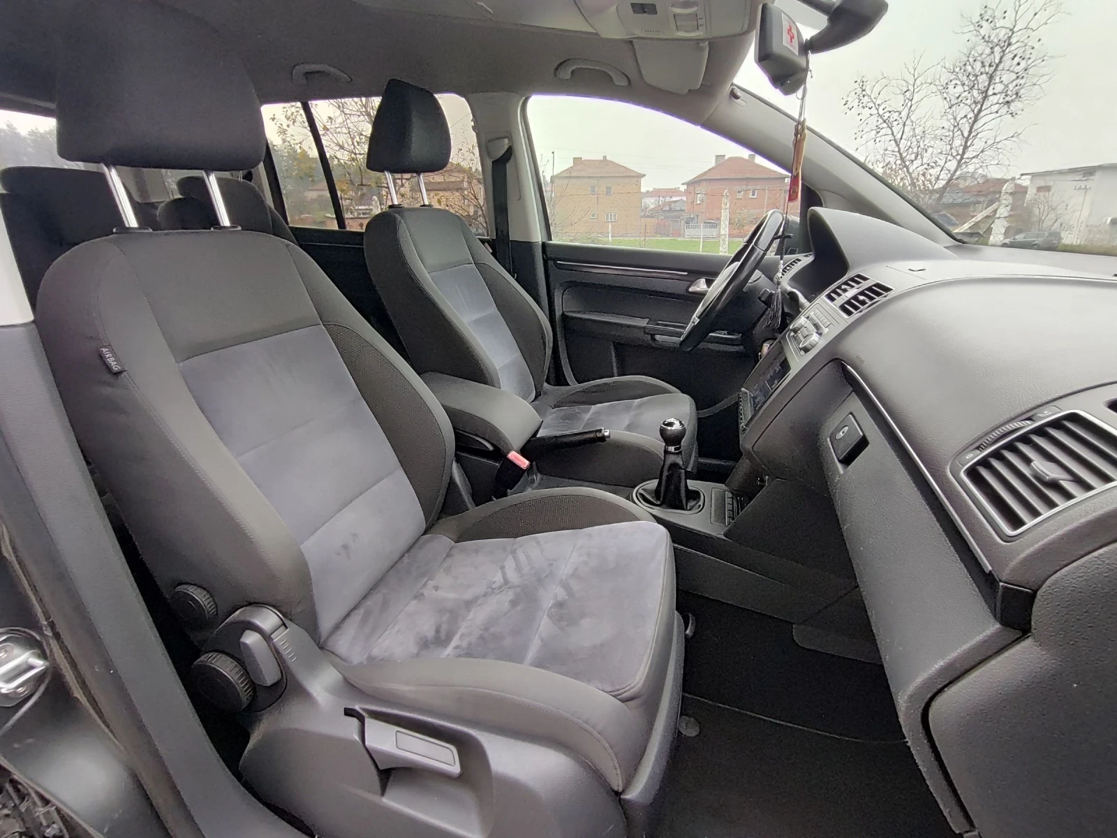 VW Touran 1.4TSI 150hp - изображение 10