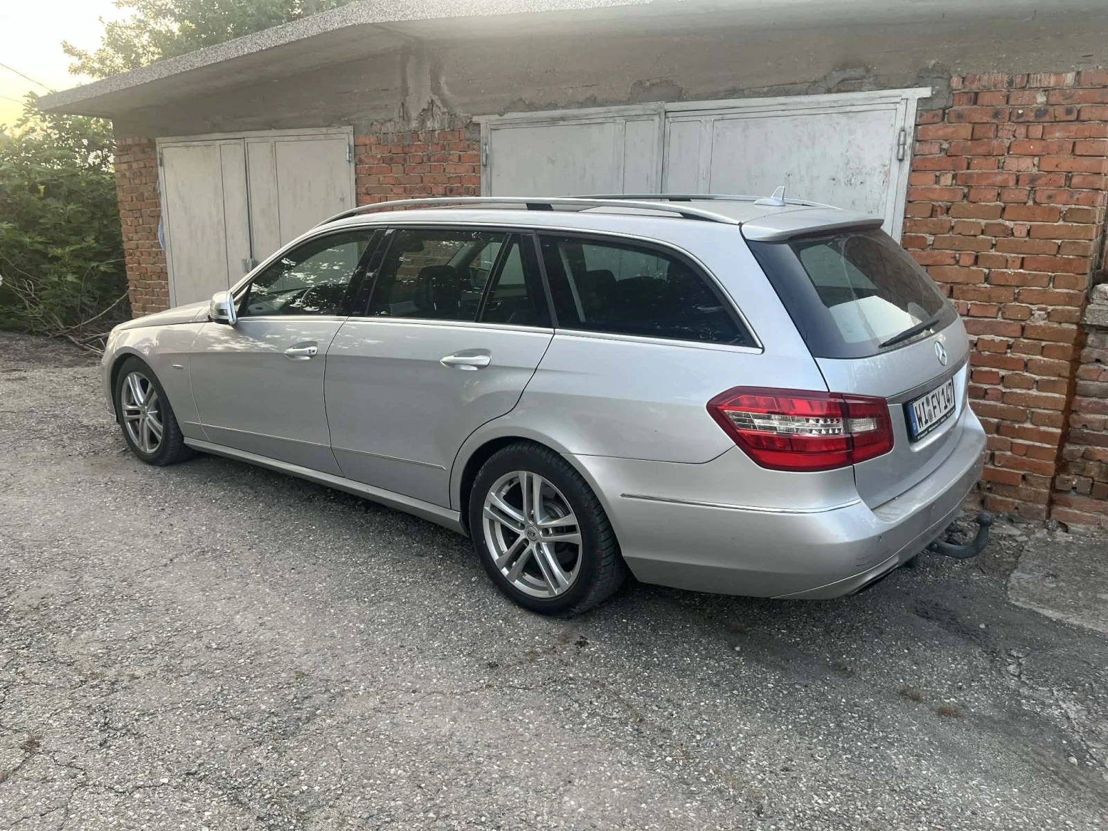 Mercedes-Benz E 350 350 4 matic, снимка 4 - Автомобили и джипове - 53859364