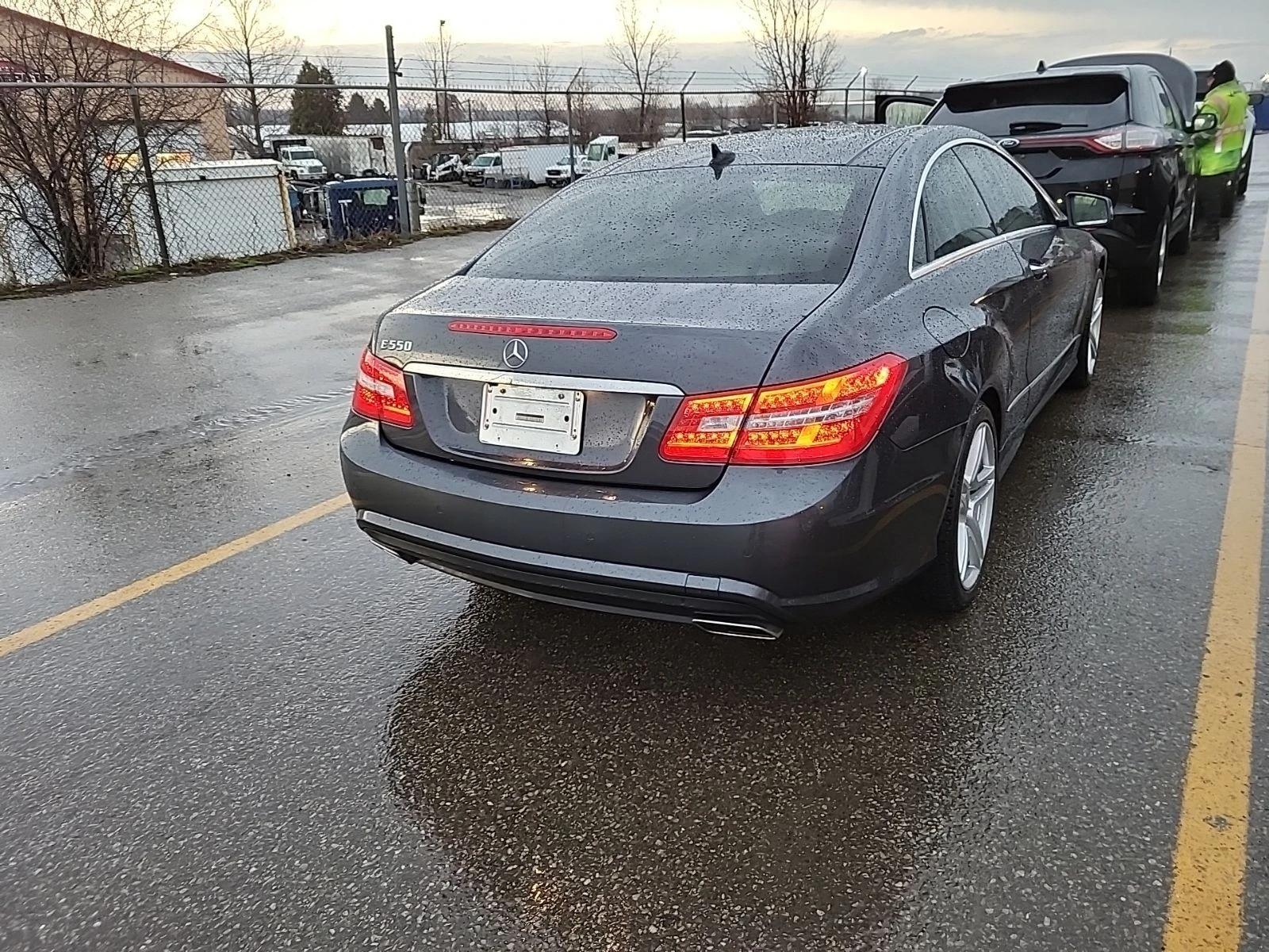 Mercedes-Benz E 500 550 С РЕГИСТРАЦИЯ & АВТО КРЕДИТ , снимка 3 - Автомобили и джипове - 54067666