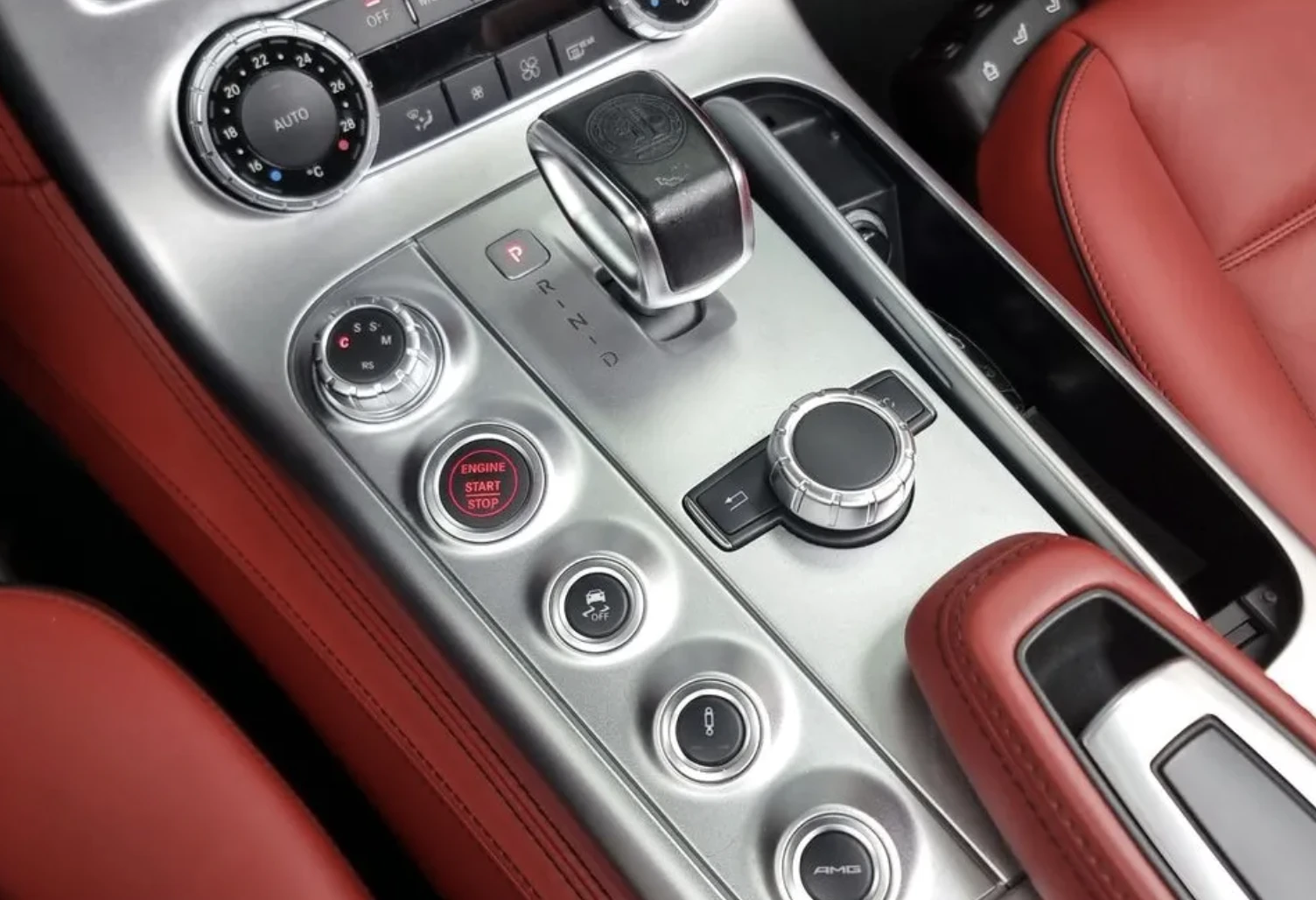 Mercedes-Benz SLS AMG/ЦЕНА БЕЗ АНАЛОГ!, снимка 9 - Автомобили и джипове - 54125647