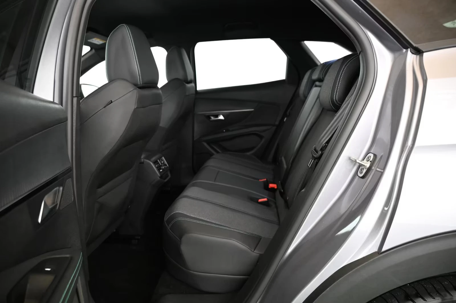 Peugeot 3008 1.6 PHEV/180hp/ALLURE PACK| ��������!| FULL EXTRAS | Mobile.bg � ����������� 10