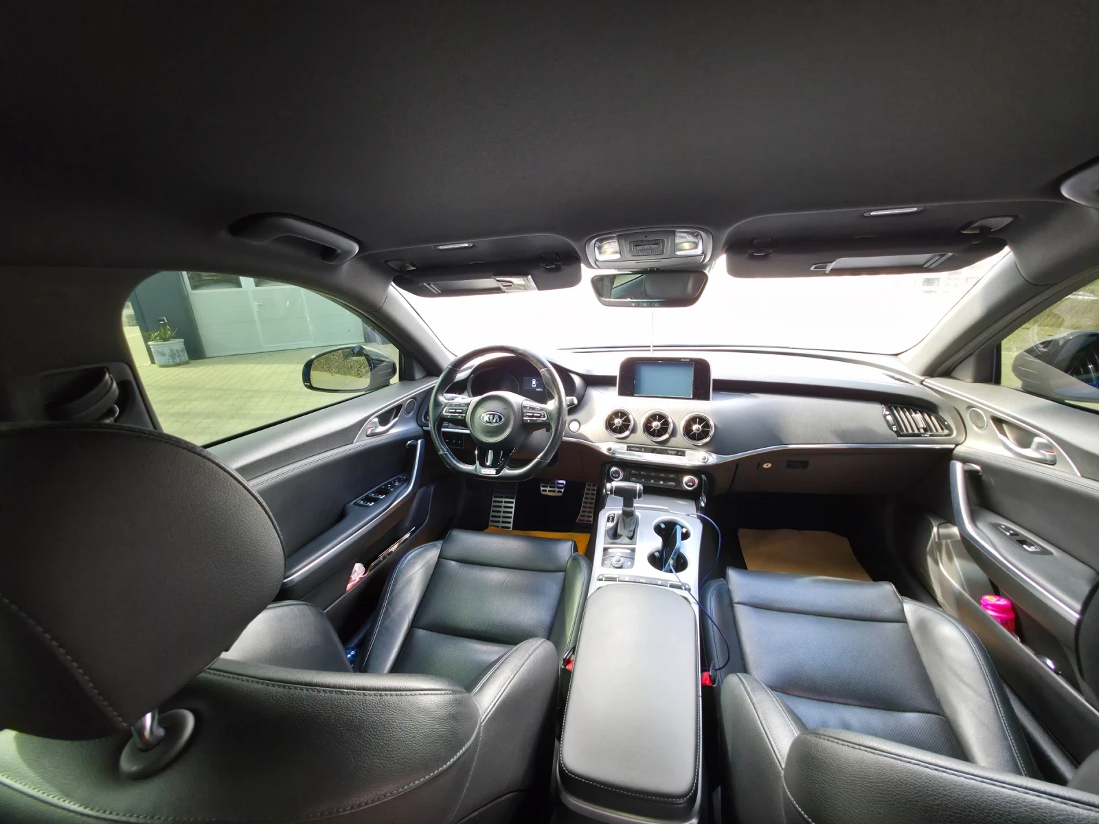 Kia Stinger 3.3 TGDI BiTurbo, снимка 13 - Автомобили и джипове - 54392591
