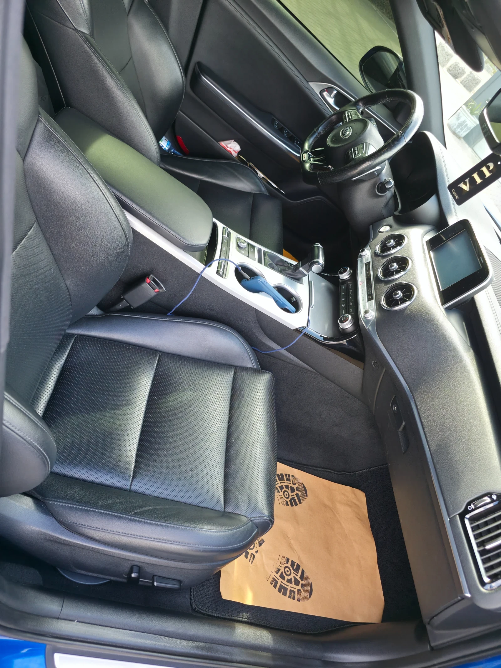 Kia Stinger 3.3 TGDI BiTurbo, снимка 10 - Автомобили и джипове - 54392591