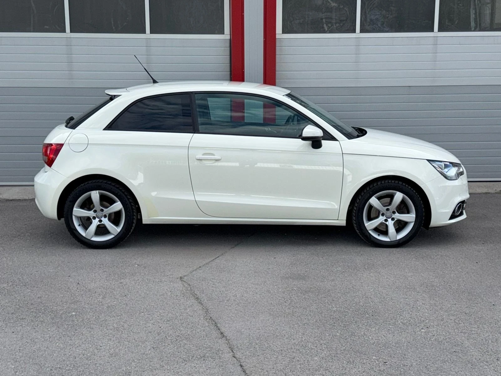 Audi A1 1.4TFSI AUTOMATIK KEY LESS START STOP NAVI , снимка 7 - Автомобили и джипове - 54509758