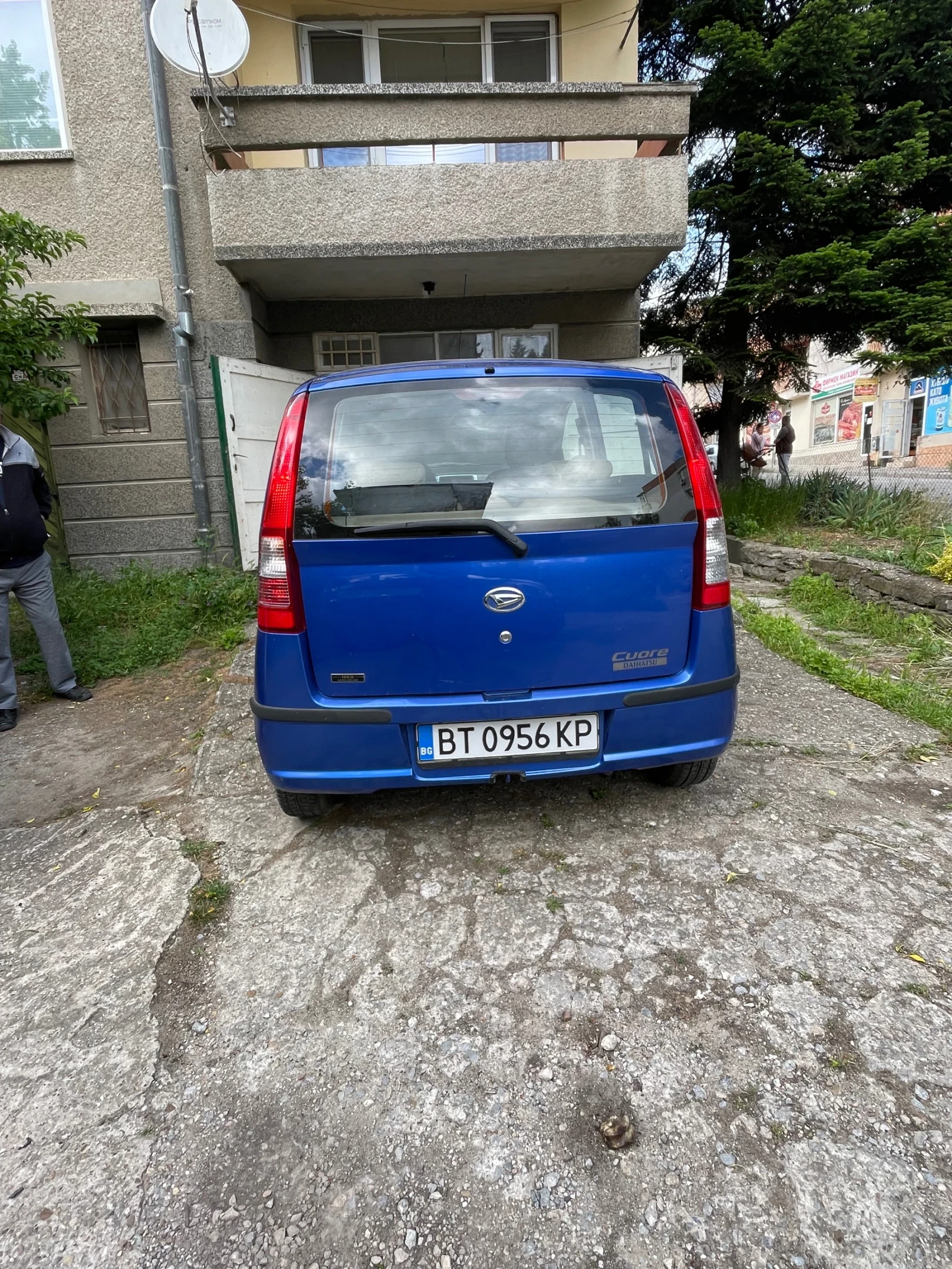 Daihatsu Cuore 1.0 70 к.с. Бензин - Швейцария/ВСИЧКО ПЛАТЕНО, снимка 4 - Автомобили и джипове - 54598313