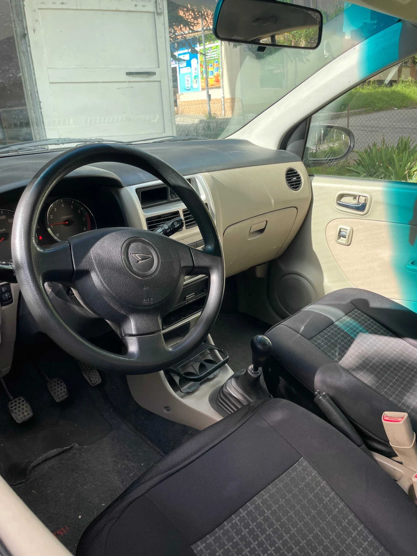 Daihatsu Cuore 1.0 70 к.с. Бензин - Швейцария/ВСИЧКО ПЛАТЕНО, снимка 5 - Автомобили и джипове - 54598313