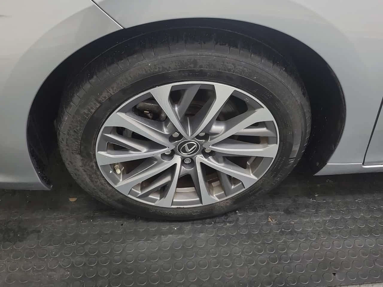 Lexus ES 350 | ПОДГРЕВИ| ОБДУХВАНЕ| ШИБИДАХ| DISTRONIC| CARFAX, снимка 7 - Автомобили и джипове - 54644607