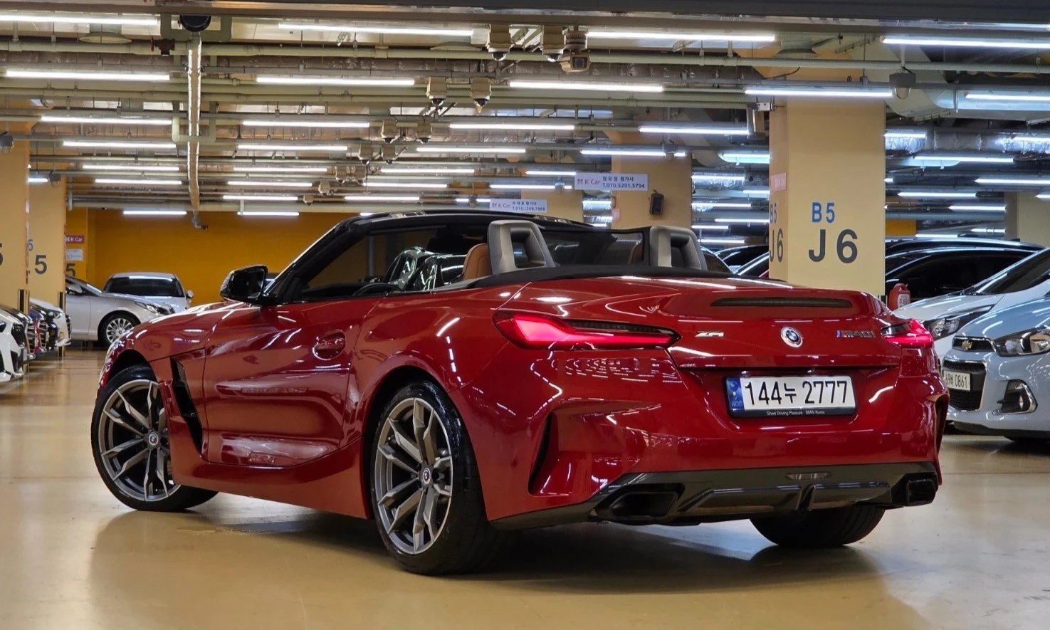 BMW Z4 M40i* BLIND SPOT* ПОДГРЕВ ВОЛАН* КРАЙНА ЦЕНА, снимка 6 - Автомобили и джипове - 55387661