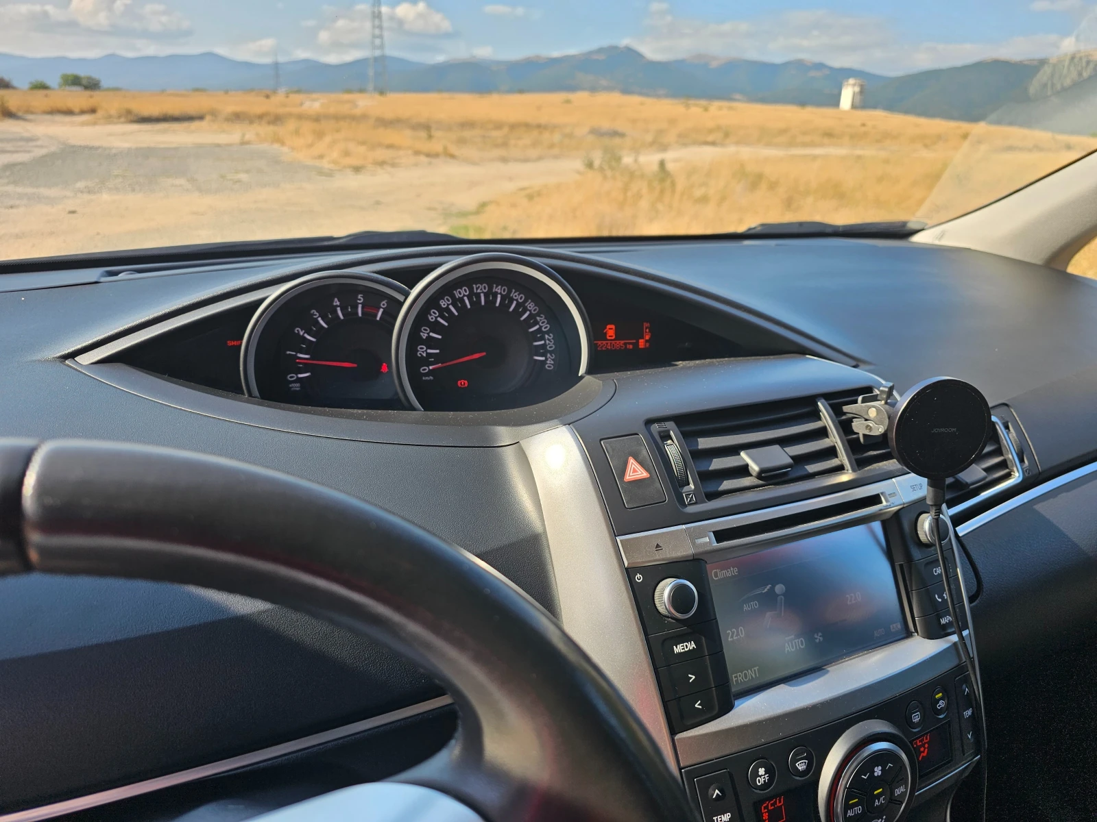 Toyota Verso, снимка 8 - Автомобили и джипове - 55606181