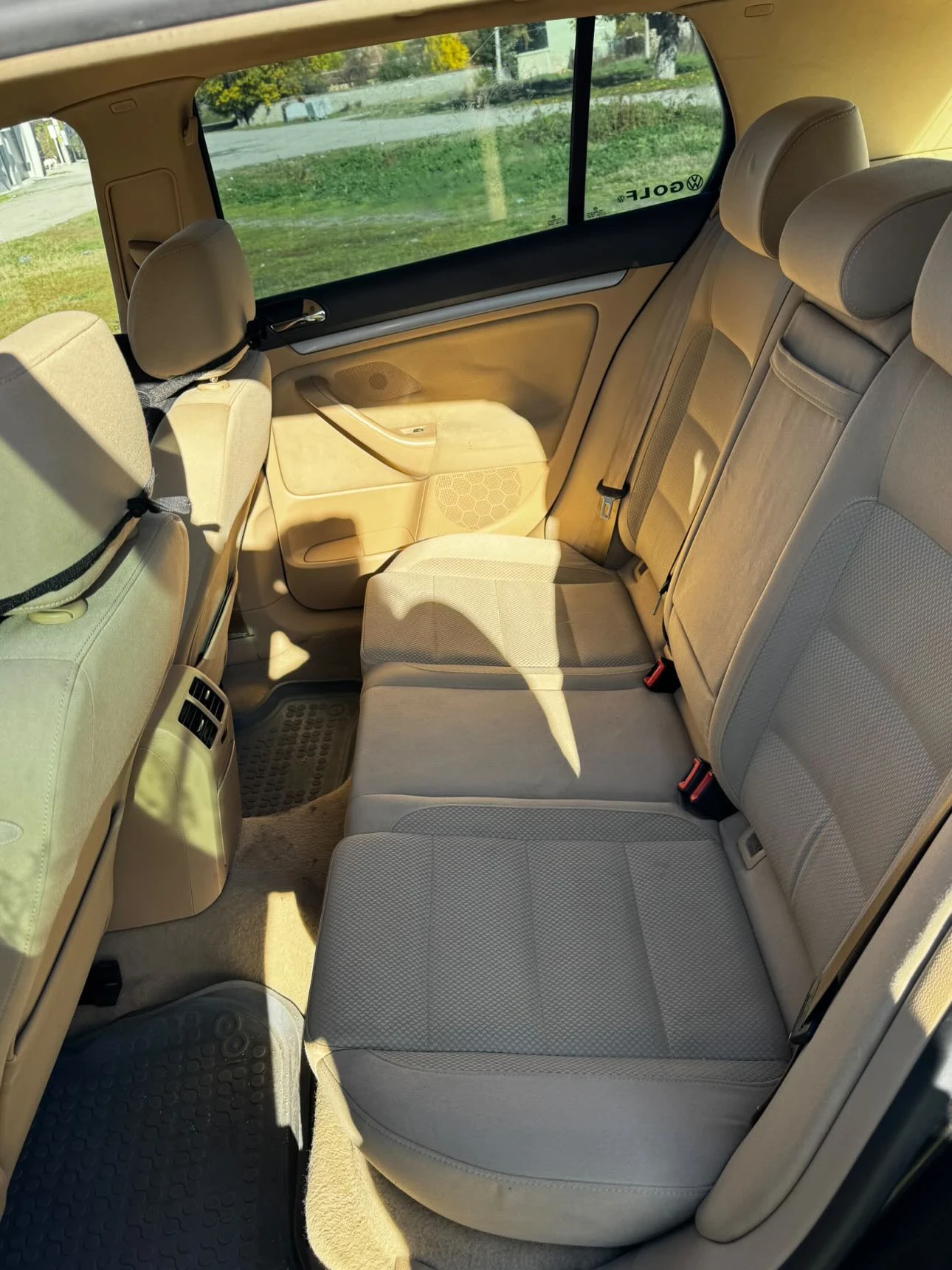 VW Golf, снимка 7 - Автомобили и джипове - 55751501