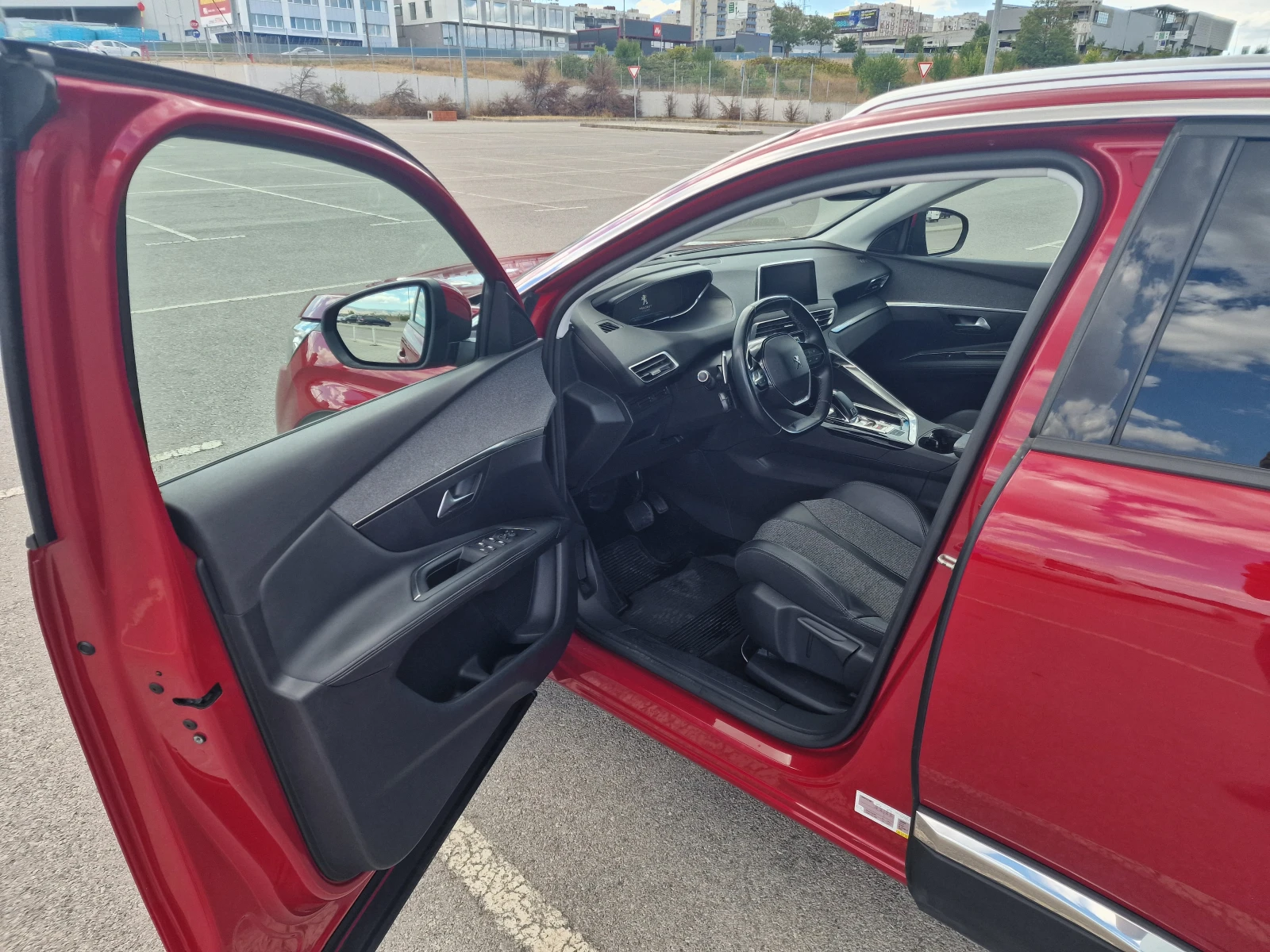 Peugeot 3008, снимка 11 - Автомобили и джипове - 56068467