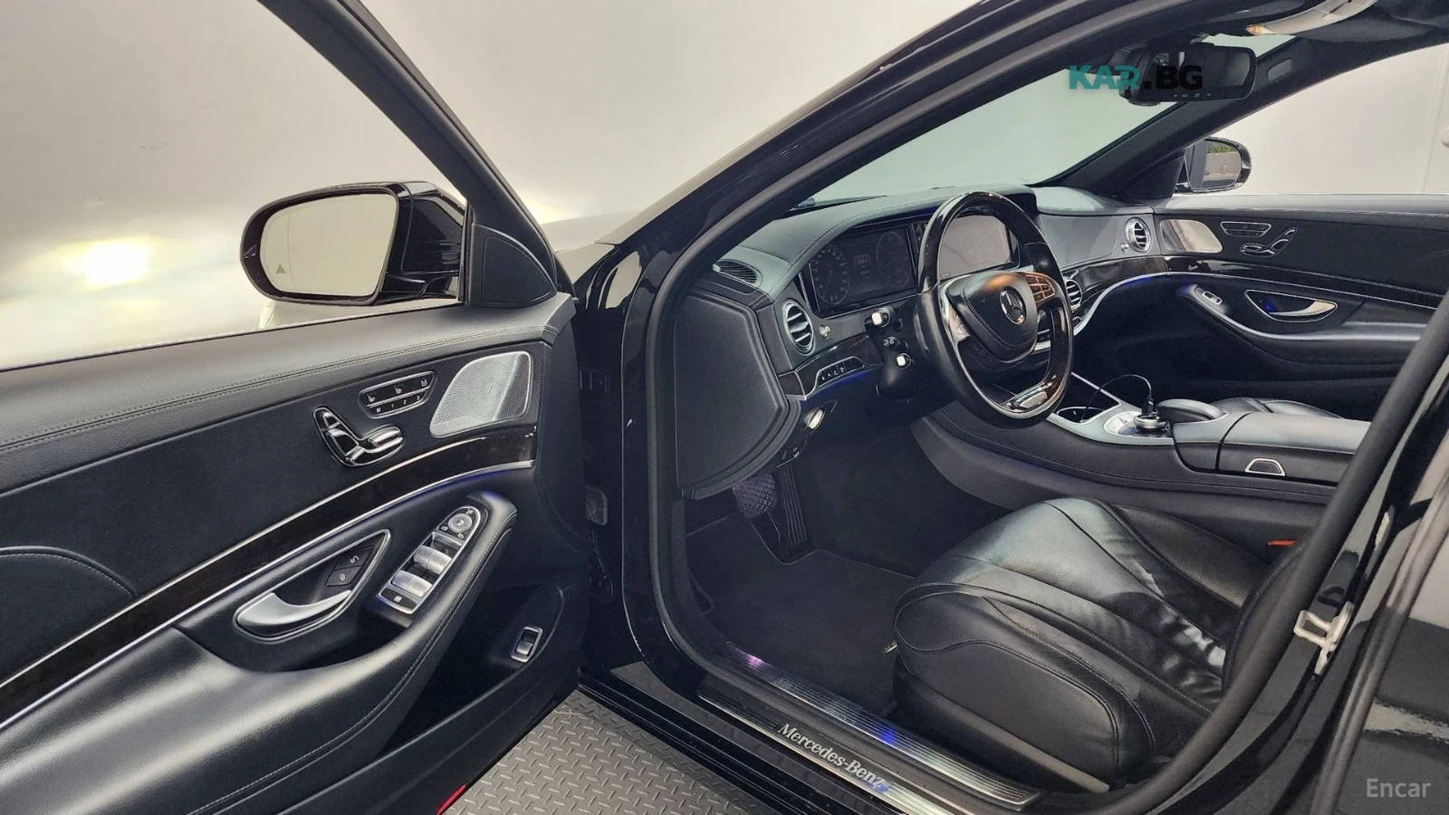 Mercedes-Benz S 350 D* КОЖА* ПОДГРЕВ* ОБДУХВ* BURMASTER* PANO* 360, снимка 10 - Автомобили и джипове - 56202654