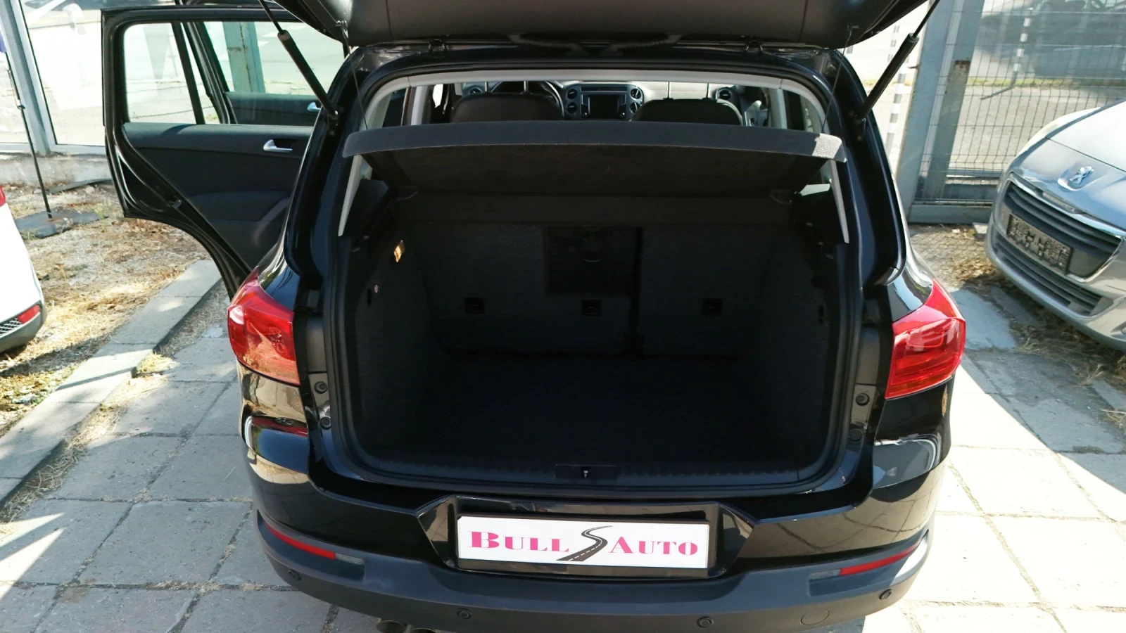 VW Touran 2.0TDI 140 �.�. | Mobile.bg � ����������� 10