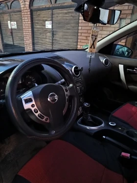 Nissan Qashqai Бензин/Газ, снимка 9