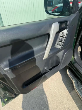Toyota Land cruiser, снимка 11