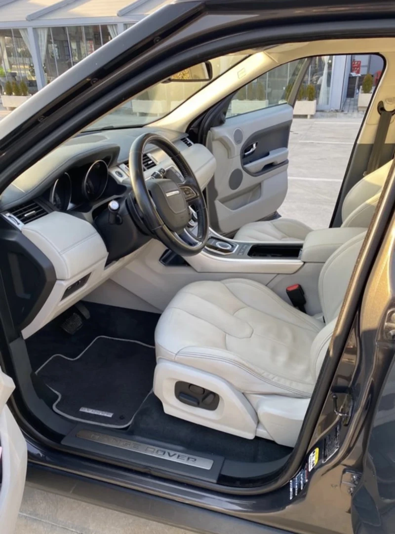 Land Rover Range Rover Evoque, снимка 11 - Автомобили и джипове - 52680705