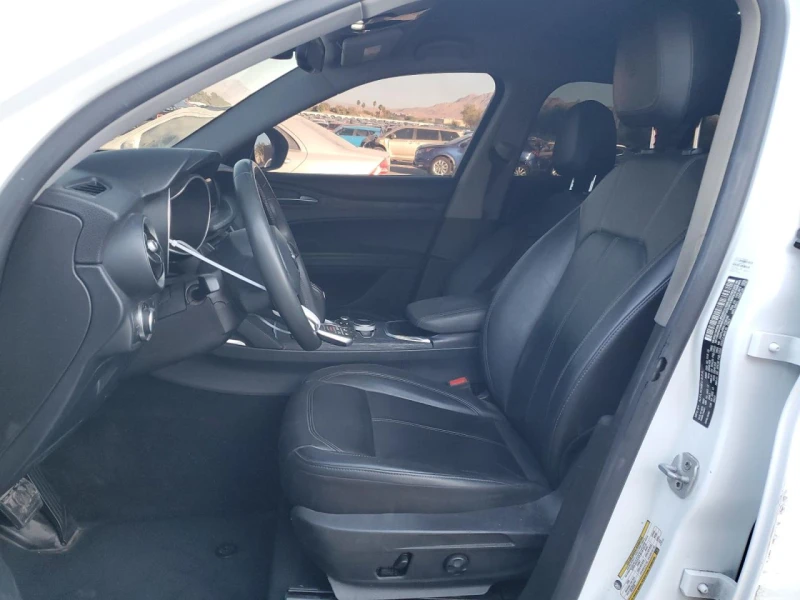 Alfa Romeo Stelvio RWD* COMPASS* ПОДГРЕВ, снимка 10 - Автомобили и джипове - 52841796