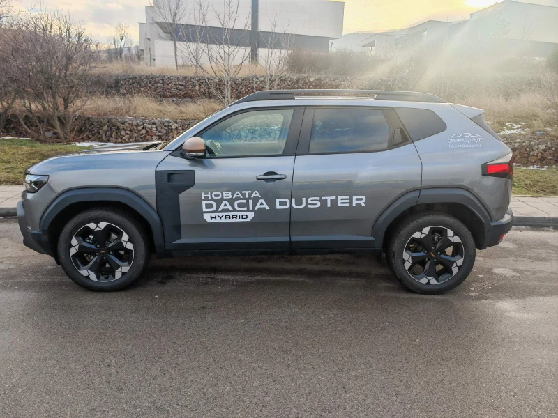 Dacia Duster 2490Евро за получаване, 1.6 Extreme Full Hybrid140, снимка 8 - Автомобили и джипове - 53117853