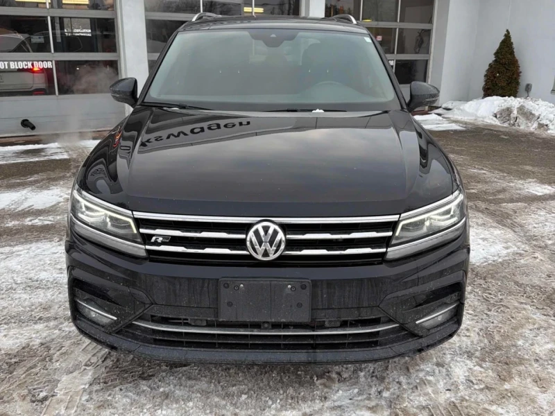 VW Tiguan Highline* Pano* 360view* Подгрев* Keyless Entry* , снимка 3 - Автомобили и джипове - 53502599