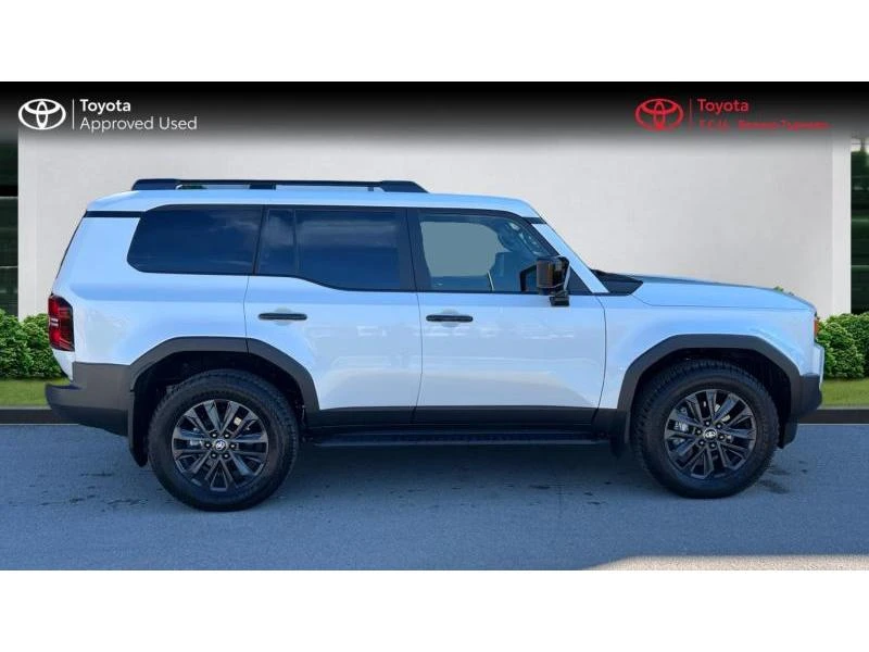 Toyota Land cruiser 2.8D Luxury, снимка 4 - Автомобили и джипове - 54119734