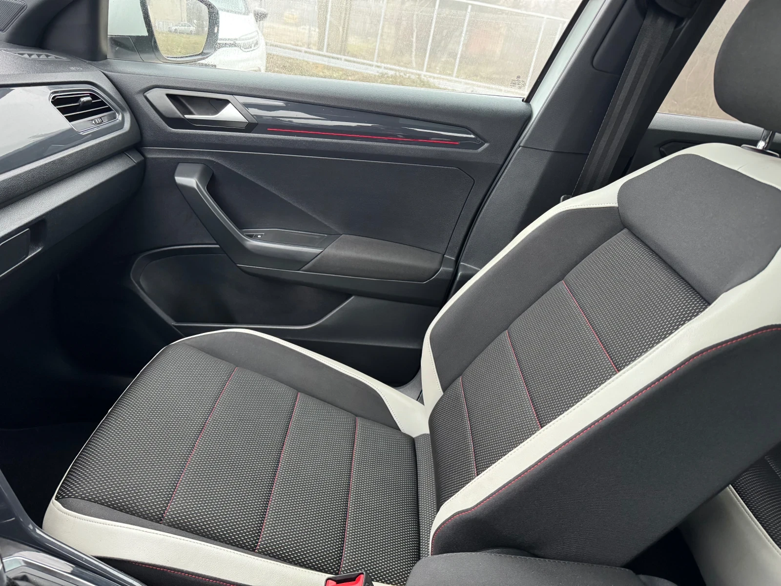 VW T-Roc 96000 km - изображение 6