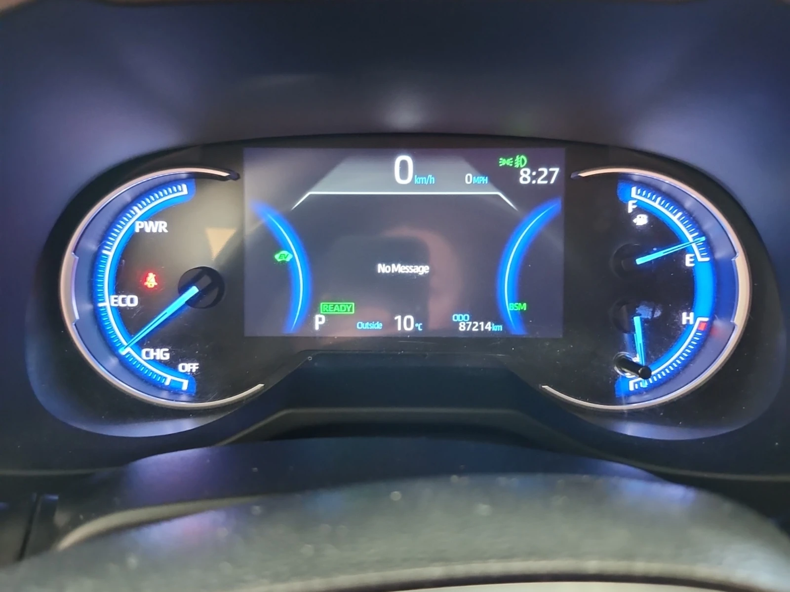 Toyota Rav4 HYBRID XSE * * CARFAX * * АВТО КРЕДИТ * * , снимка 8 - Автомобили и джипове - 53912671