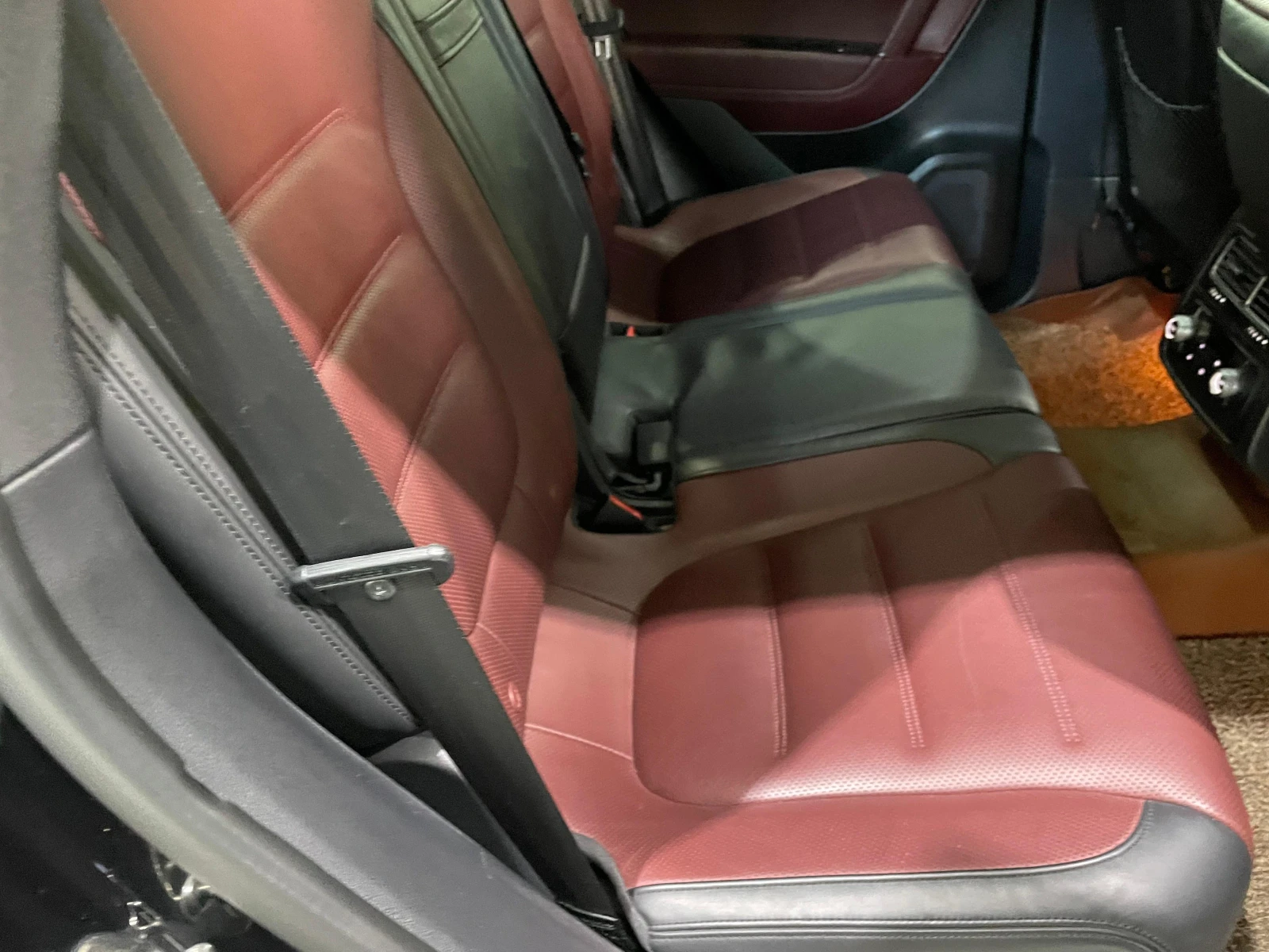 VW Touareg 3.0TDI 4motin ! Exclusive ! FaceLift !, снимка 12 - Автомобили и джипове - 54139575