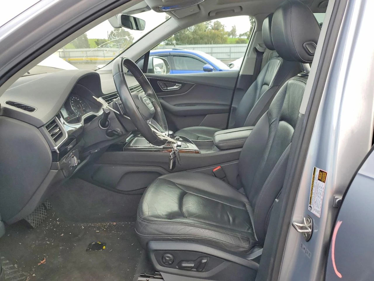 Audi Q7 3.0l Premium, снимка 7 - Автомобили и джипове - 54725918