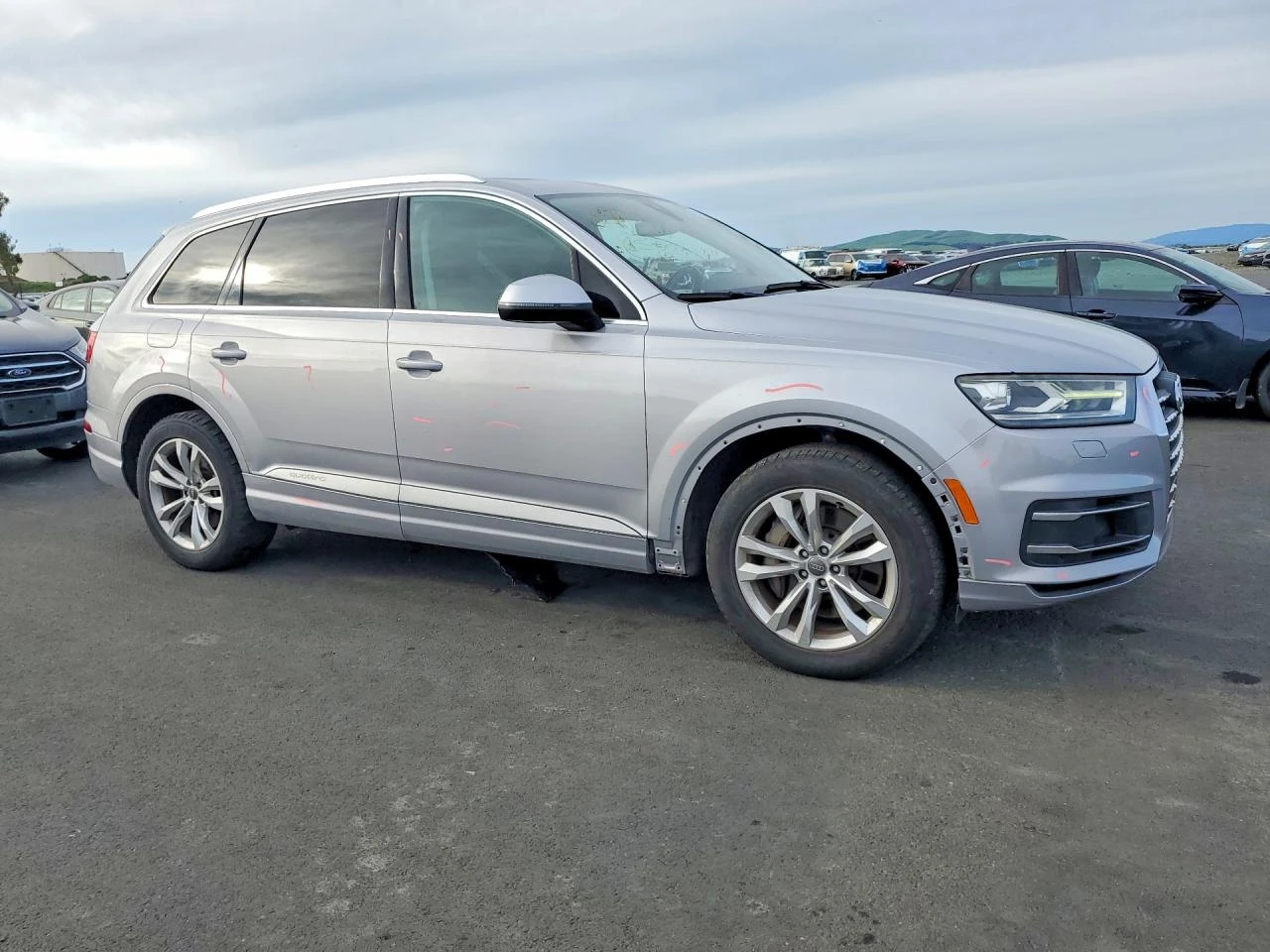 Audi Q7 3.0l Premium, снимка 4 - Автомобили и джипове - 54725918