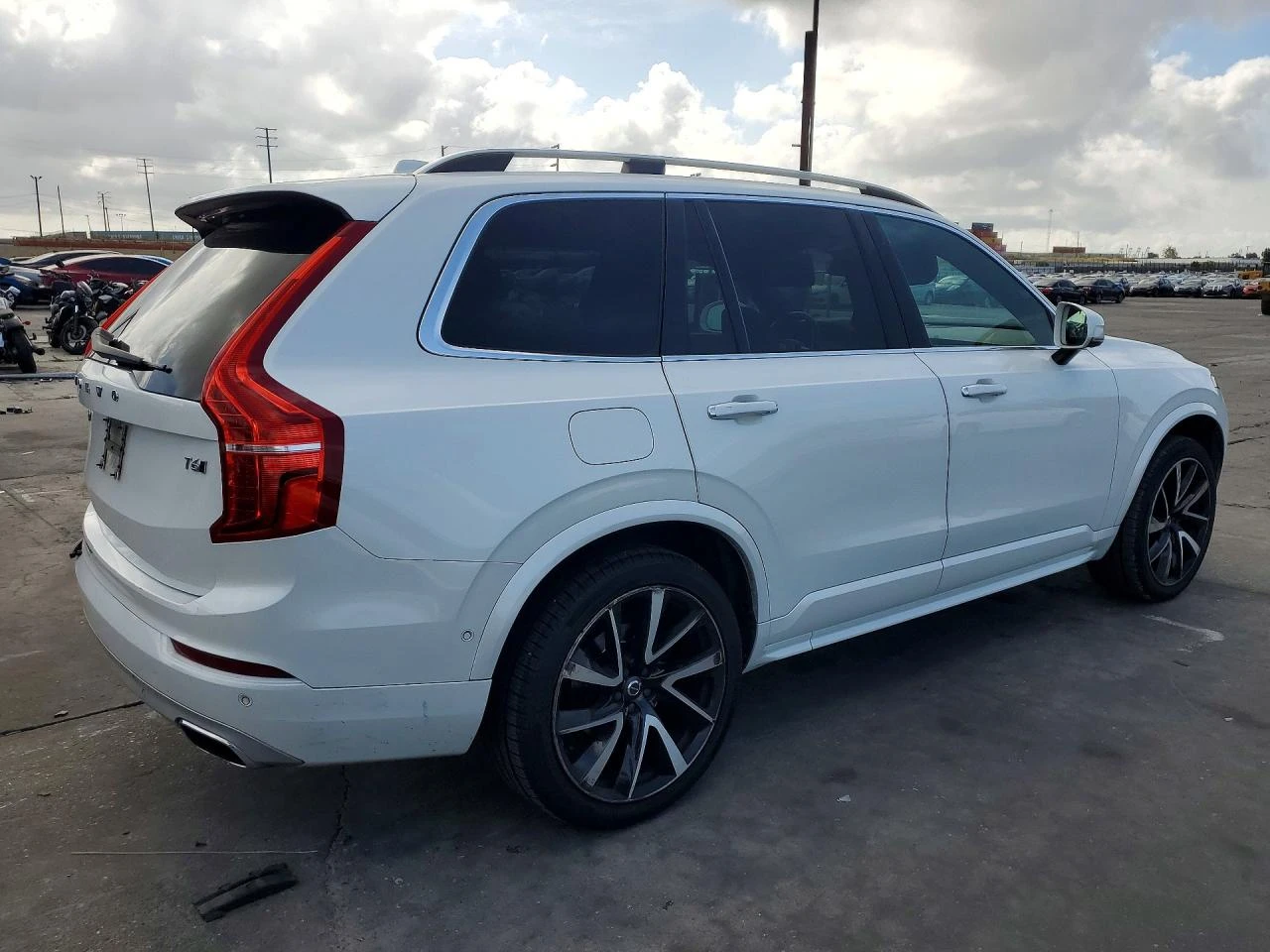 Volvo Xc90 2.0l T6 Momentum, снимка 3 - Автомобили и джипове - 54731281