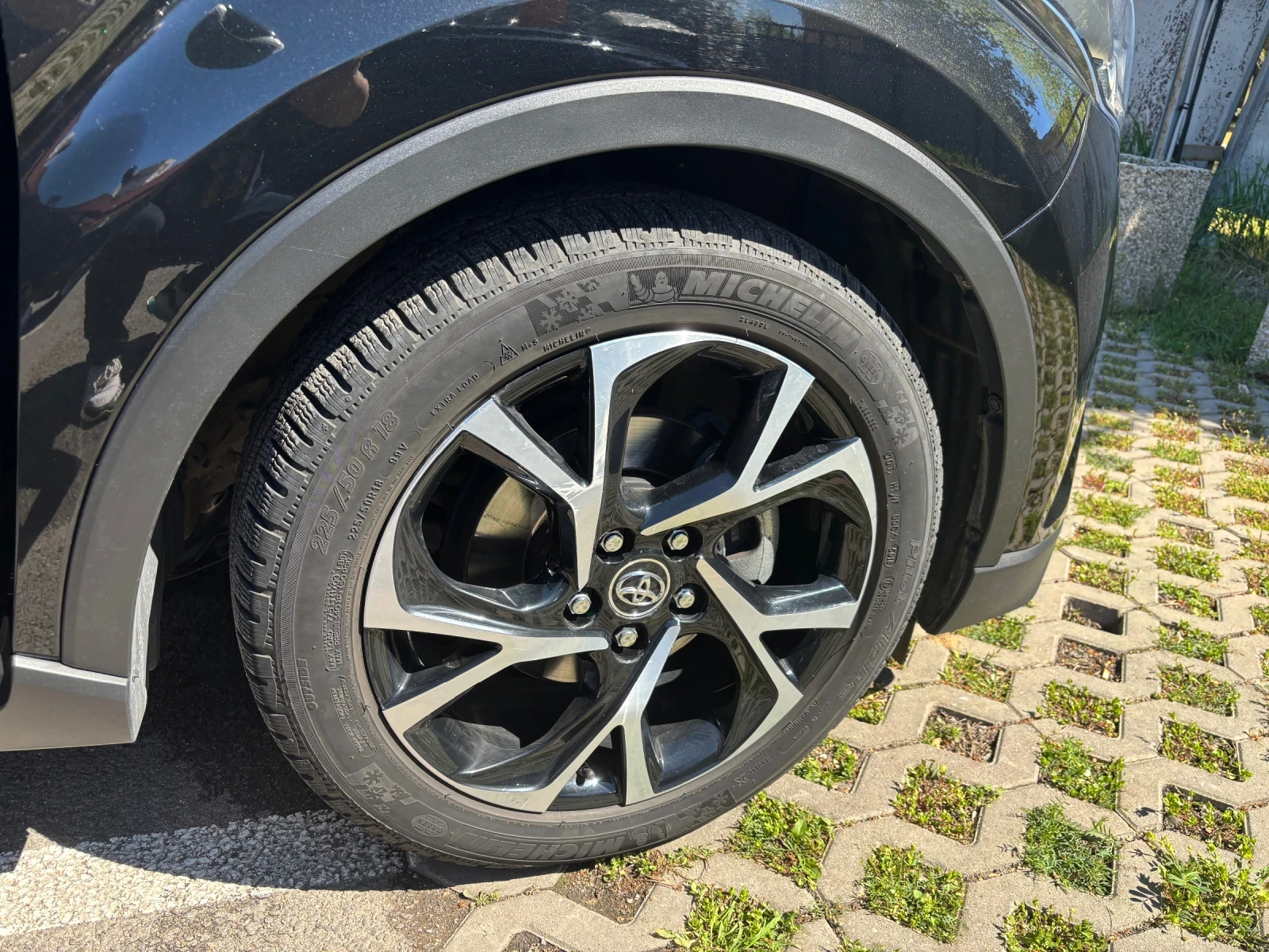 Toyota C-HR, снимка 7 - Автомобили и джипове - 55183931
