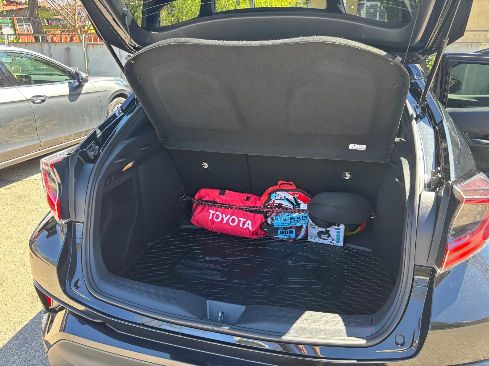 Toyota C-HR, снимка 8 - Автомобили и джипове - 55183931