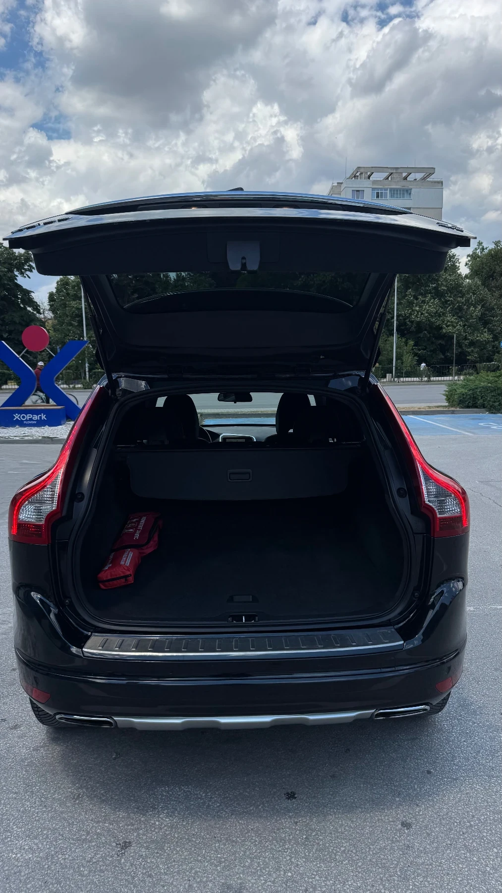Volvo XC60, снимка 11 - Автомобили и джипове - 55266860