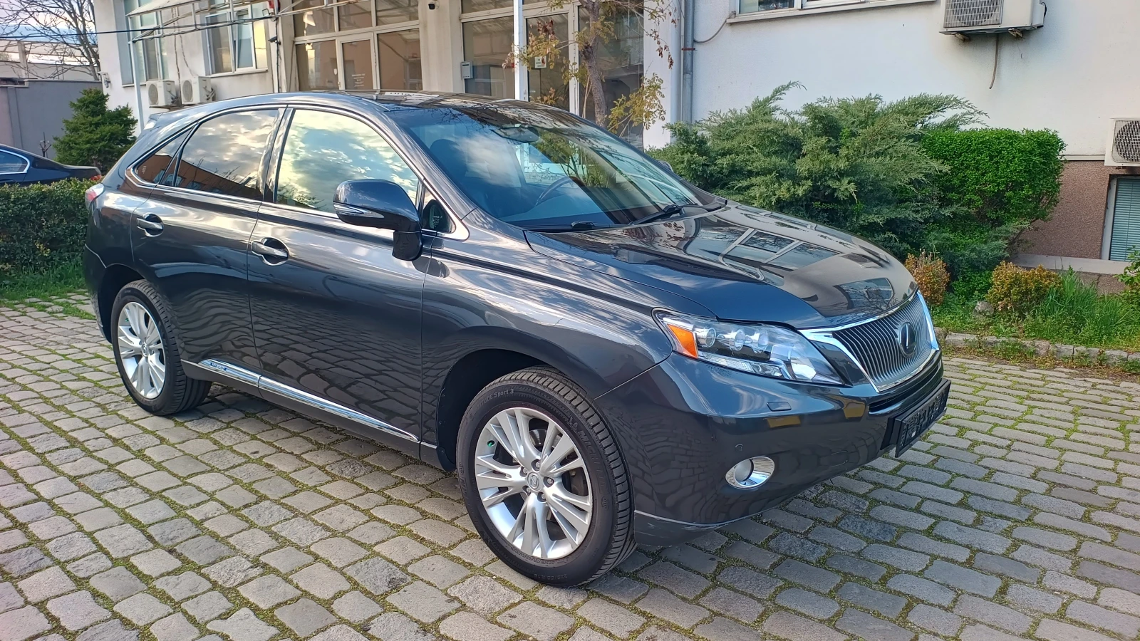 Lexus RX 450h AWD / CH  / President, снимка 3 - Автомобили и джипове - 55475712