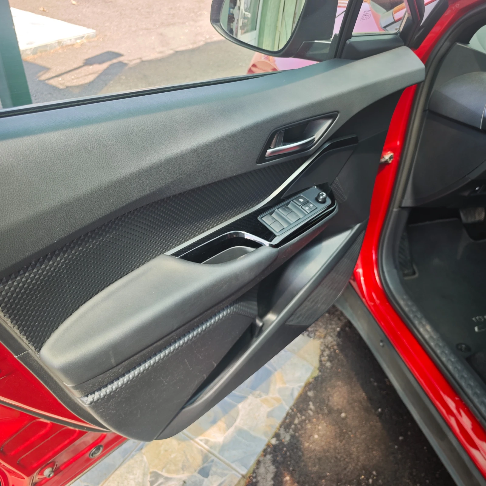 Toyota C-HR 1.8iHybrid-122cv, снимка 12 - Автомобили и джипове - 55595876
