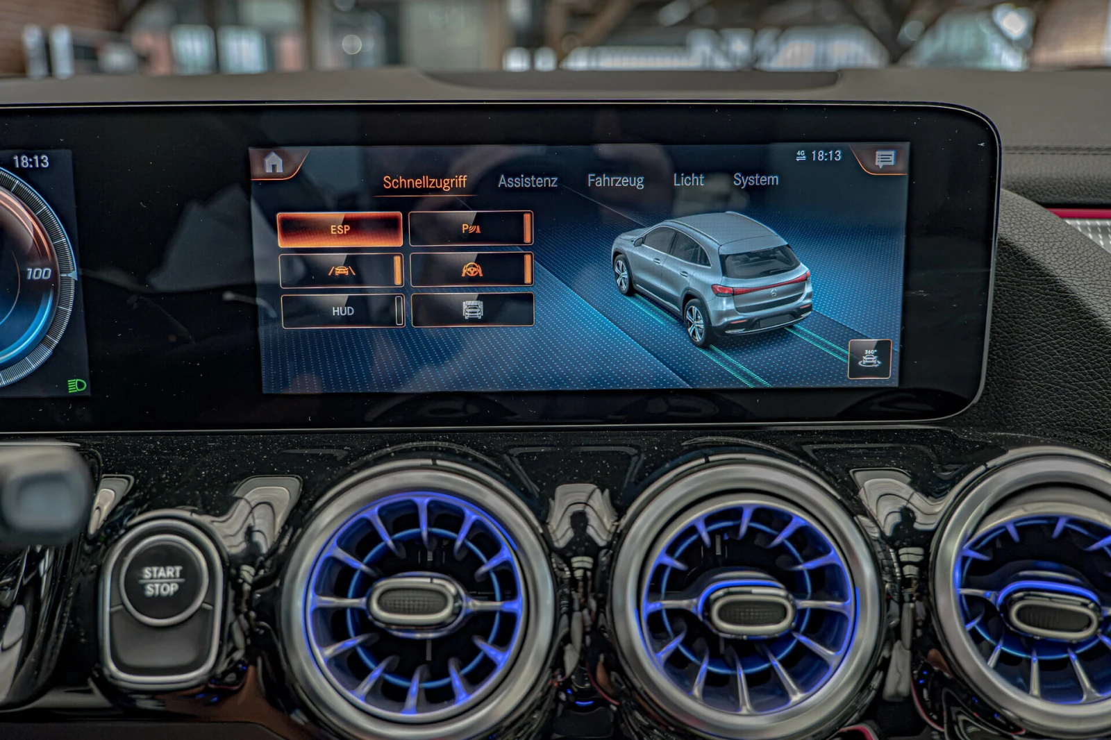 Mercedes-Benz EQA 250/Edition/AMG line/HuD/Burmester/Ambient/Панорам, снимка 17 - Автомобили и джипове - 55668294