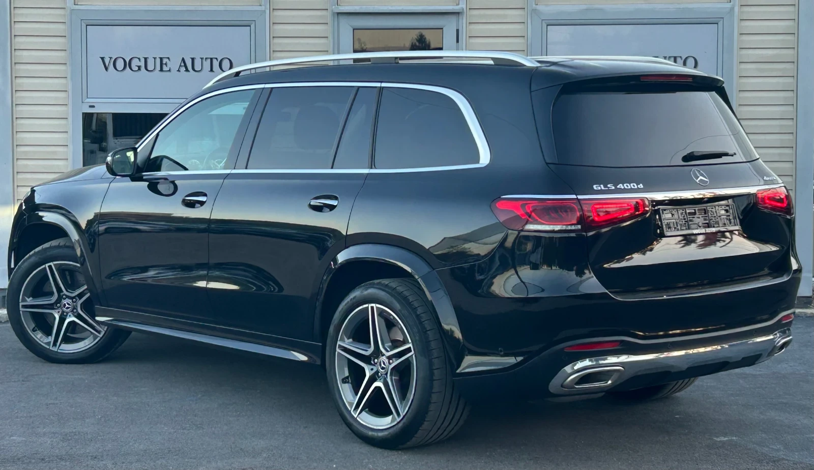 Mercedes-Benz GLS 400 AMG* KEYLESS* PANO* 21INCH* , снимка 4 - Автомобили и джипове - 55993318