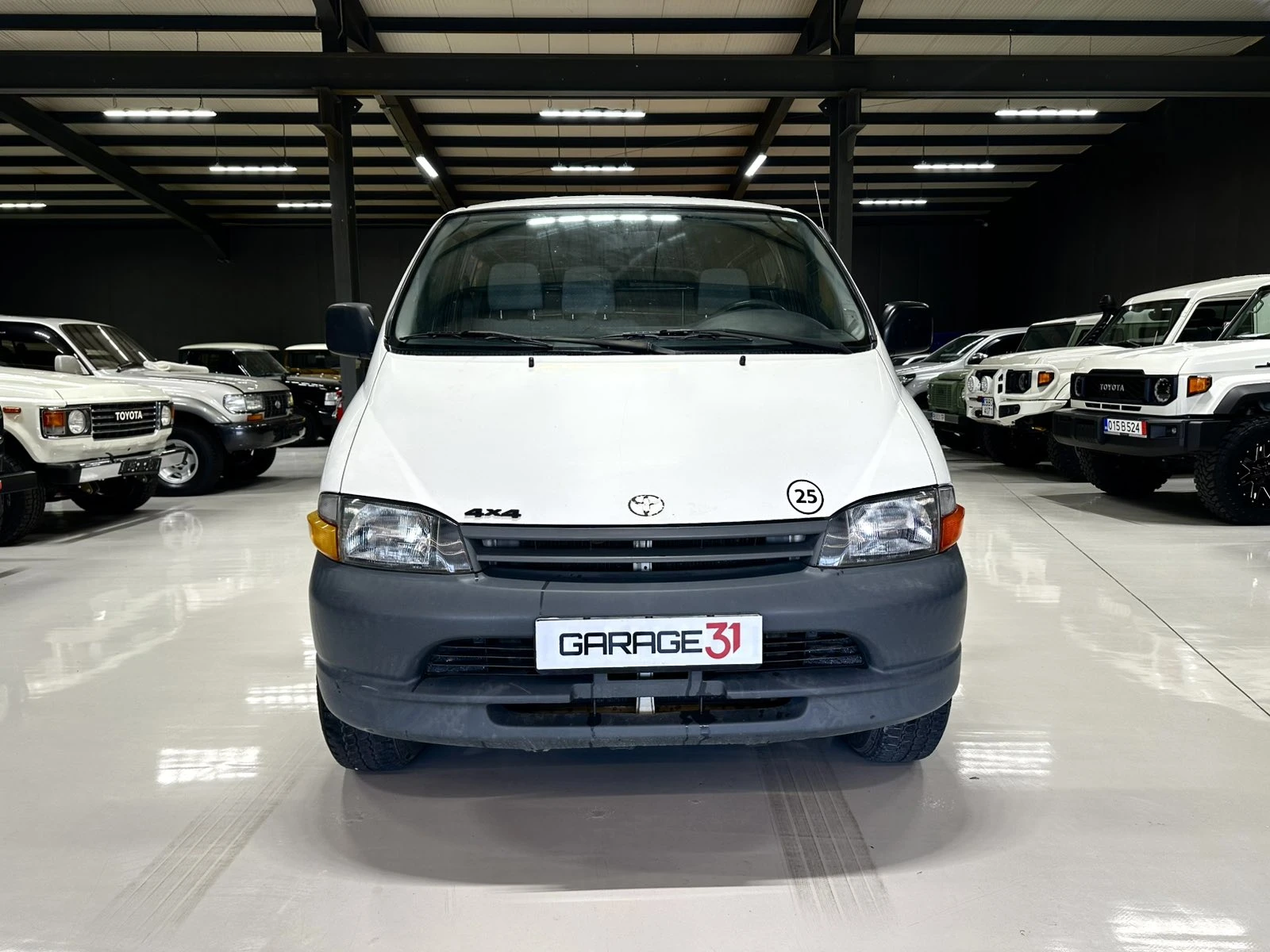 Toyota Hiace 4X4, снимка 2 - Бусове и автобуси - 54562182