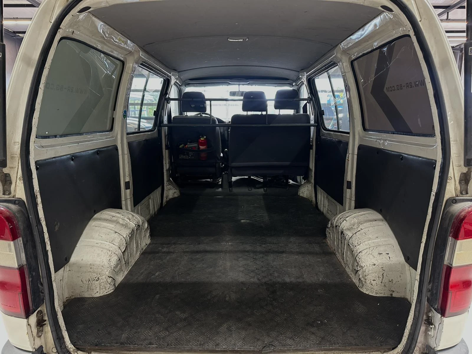 Toyota Hiace 4X4, снимка 9 - Бусове и автобуси - 54562182