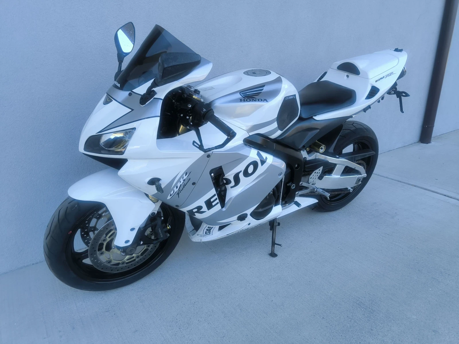 Honda Cbr 600 RR, 2006 година  - изображение 6