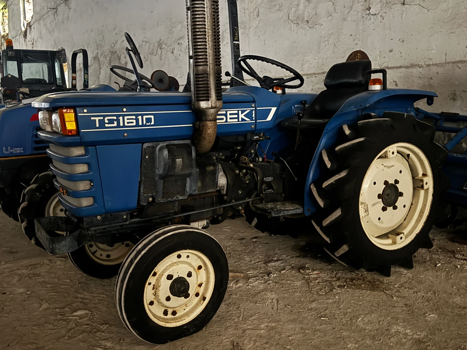 Трактор ISEKI TS1610, снимка 2 - Селскостопанска техника - 56218722