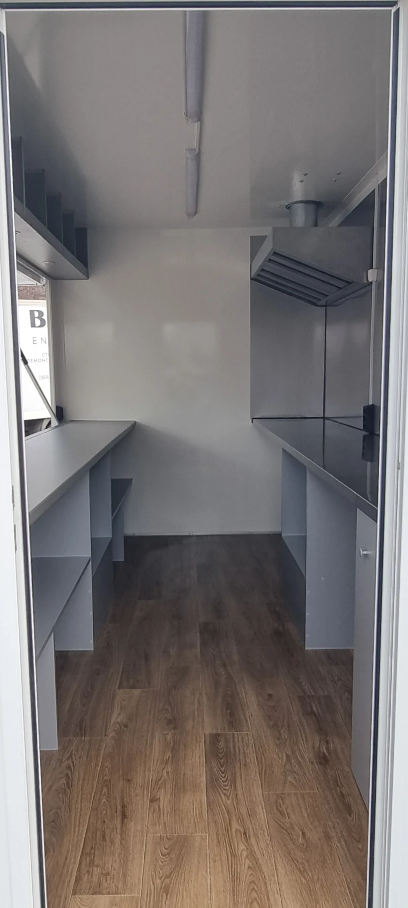 Каравана Adria СКАРА-САНДВИЧИ, снимка 3 - Каравани и кемпери - 53262212